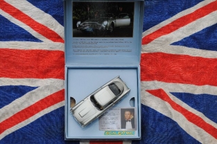 ScaleXtric C3162A  ASTON MARTIN DB5 Registration No.56526 Casino Royale